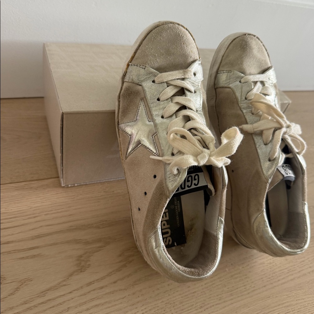 Golden goose sneaker